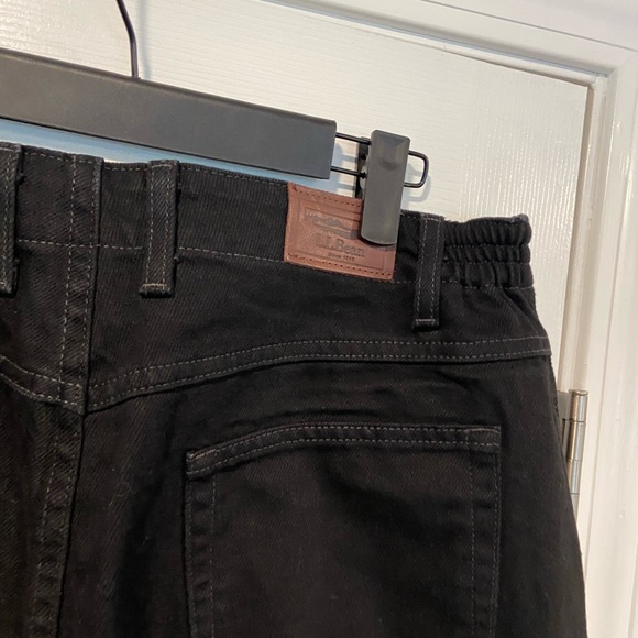 L.L. Bean Size 18 Original Fit Relaxed Comfort Waist Black Straight Leg Jeans - Picture 5 of 11